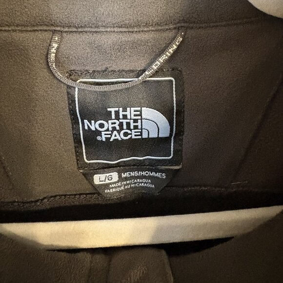 The North Face Gray & Black Apex Softshell Full-Zip Jacket Men's Size L - Picture 4 of 7